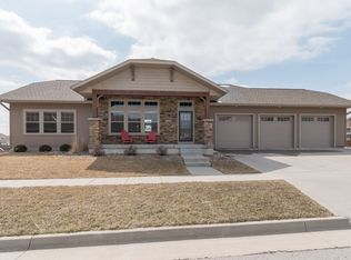 2830 Clayton Dr, Ames, IA 50010