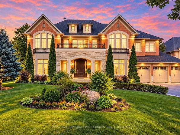 30 Bernadotte Dr, Markham, ON L6C 3H1
