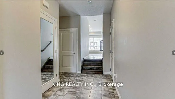 811 Sarnia Rd #60 — Photo 4