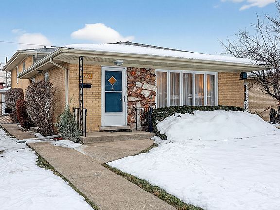 2nd image of 4422 Blanchan Ave