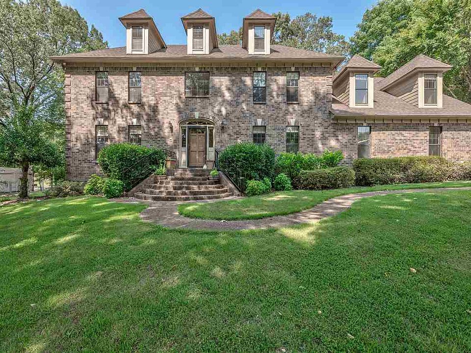 1st image of 3595 Mary Oaks Dr