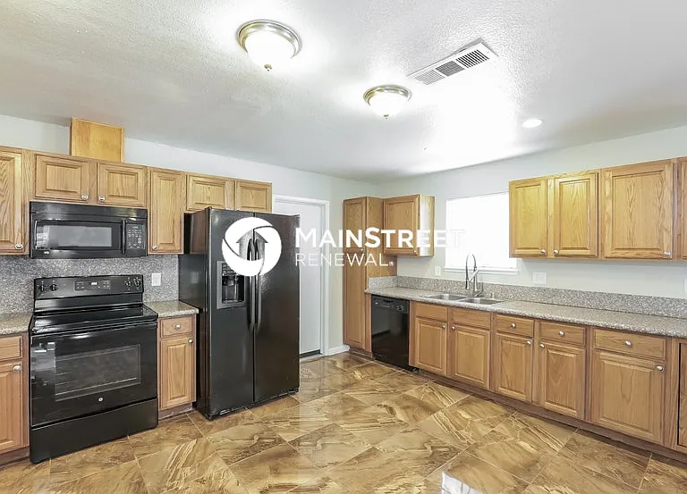 4570 Paseo El Rio Dr — Photo 7