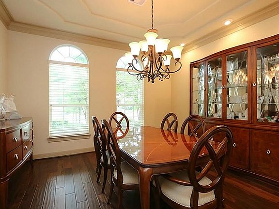 5th image of 18819 Cove Vista Ln