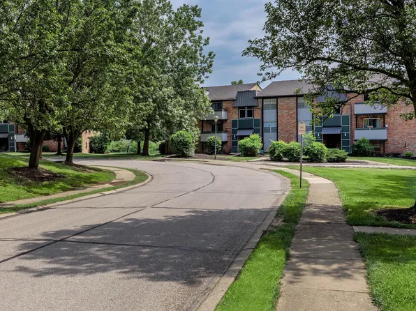 LakeHouse at Florence Apartments