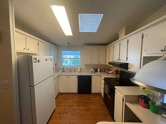 5th image of 11669 Jureane Dr