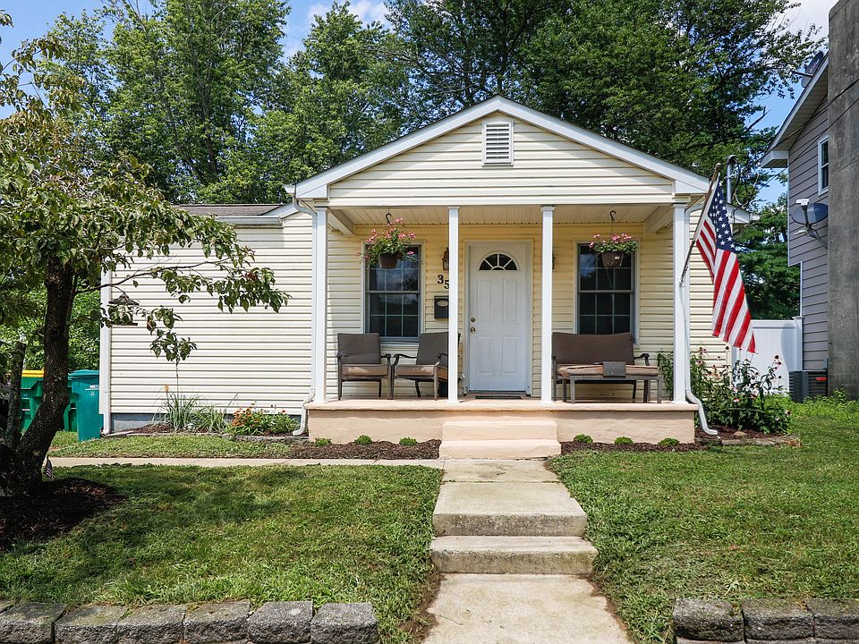 1st image of 35 Oakford Ave