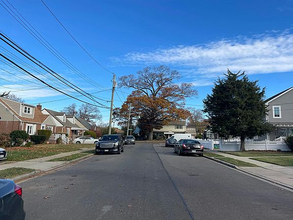 5th image of 33 Ridgewood St