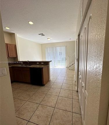 4th image of 21203 NW 14th Pl APT 329