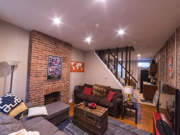 5327 Carnegie St, Pittsburgh, PA 15201