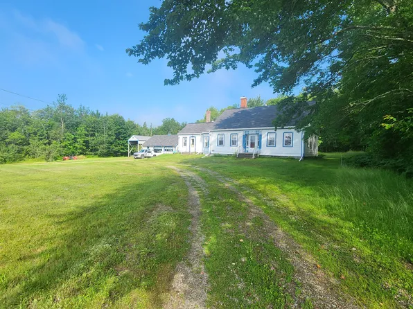 414 E Main Street, Searsport, ME 04974