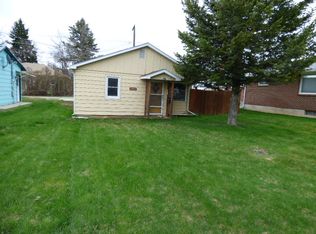 805 W Virginia St, Lewistown, MT 59457