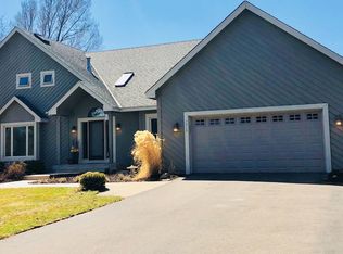 7959 S Bay Curv, Eden Prairie, MN 55347