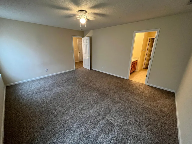 3168 Shadow Bend Dr — Photo 11