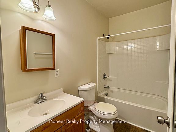3rd image of 3107 M St #D