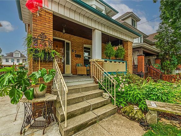 3rd image of 67 Kensington Ave S