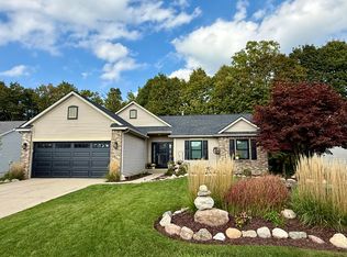 7108 Captiva Dr, Lansing, MI 48917