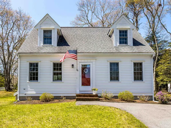 5 Raspberry Lane, Marstons Mills, MA 02648