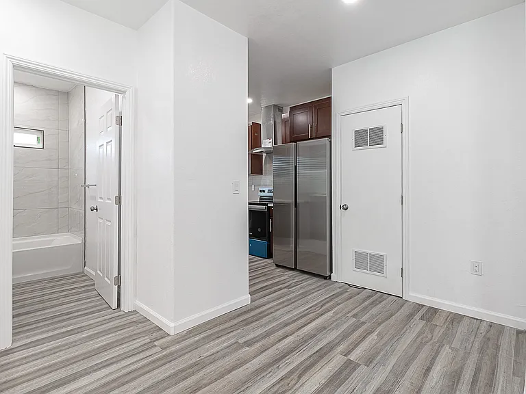 3622 Jeffrey Dr — Photo 8