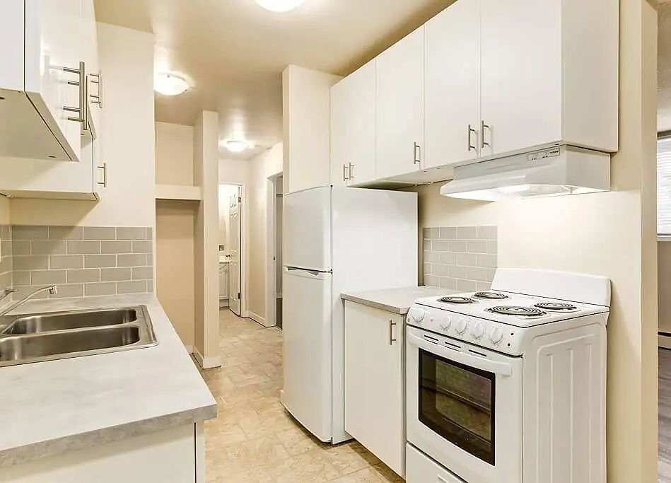 1st image of 11707 80th St NW #499441