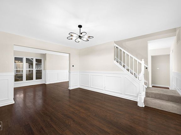 2nd image of 1297 Lake Shore Dr