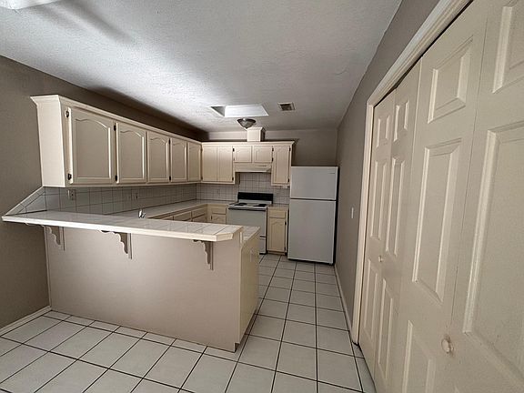 5th image of 2103 Kimberly Ln #3