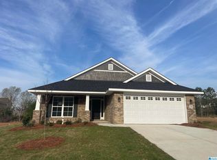 2106 Turquoise Ln, Calera, AL 35040