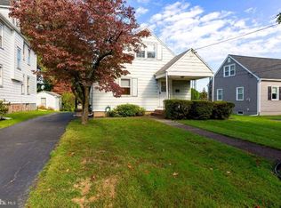 108 Summit Ave, Ewing, NJ 08628