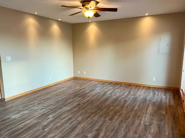 2030 Connor Pl — Photo 5