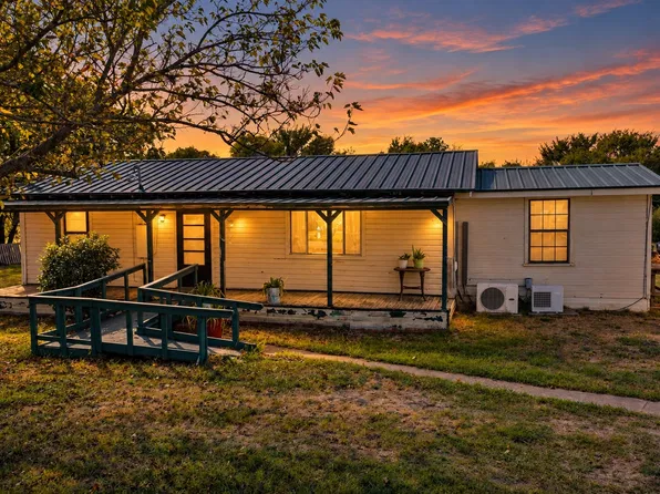 80 County Road 1118, Caddo Mills, TX 75135