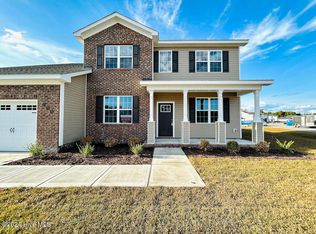 900 Freewoods Ct, Jacksonville, NC 28546