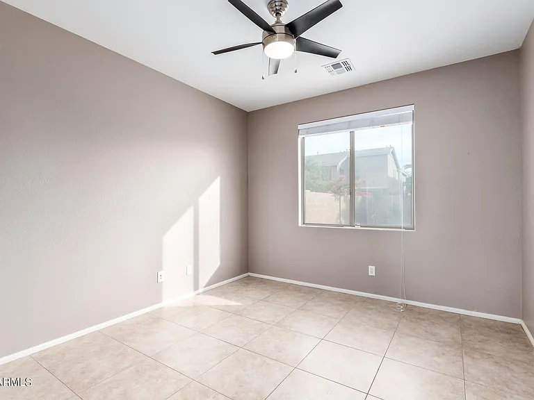 40747 W Robbins Dr — Photo 19