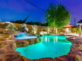 11892 Martha Ann Dr, Los Alamitos, CA 90720