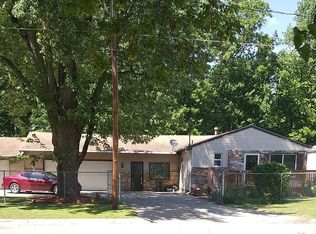 1426 W Downey Ave, Flint, MI 48505