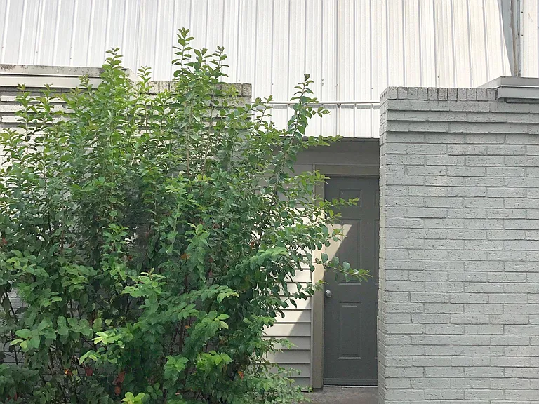 2413 Mission Hill Dr #C — Photo 21