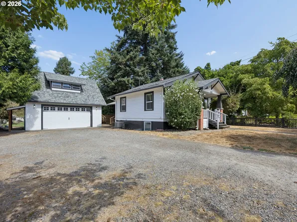 205 NW 12th St, Gresham, OR 97030