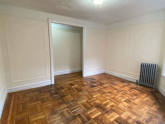 5th image of 2721 Morris Ave APT 4E