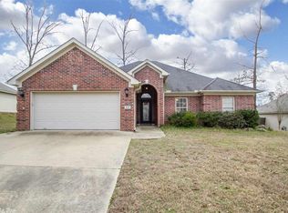 3129 Hidden Meadows Dr, Benton, AR 72015
