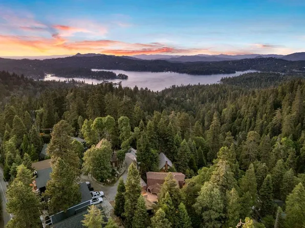 745 Kings Ct, Lake Arrowhead, CA 92352