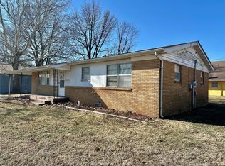 1719 Thomas St, Poplar Bluff, MO 63901