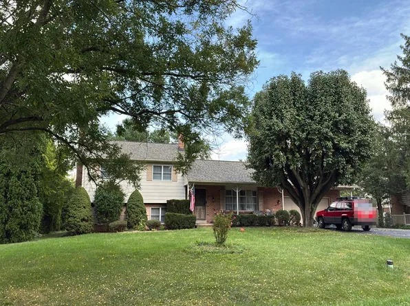 6812 Falstone Dr, Frederick, MD 21702