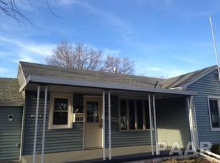 1305 Hamilton St, Pekin, IL 61554