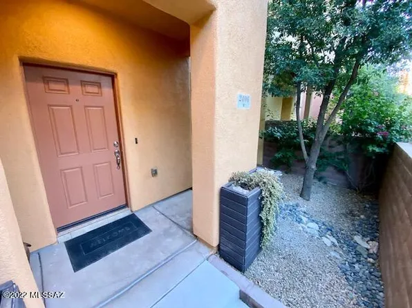 2406 E Blue Diamond Dr, Tucson, AZ 85718