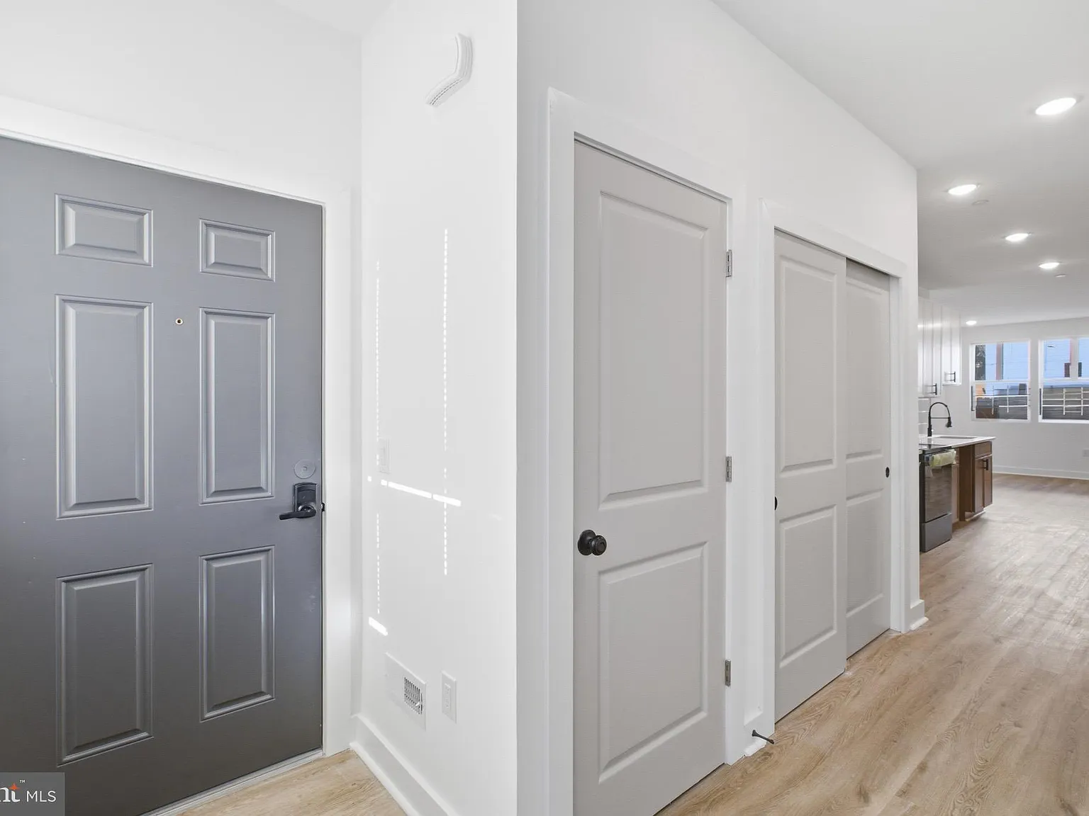 2 bed, $1,500 — Photo 3