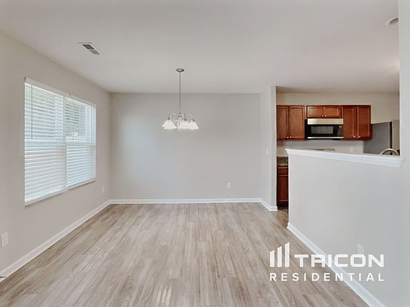 5th image of 3884 Ashley Hill Dr