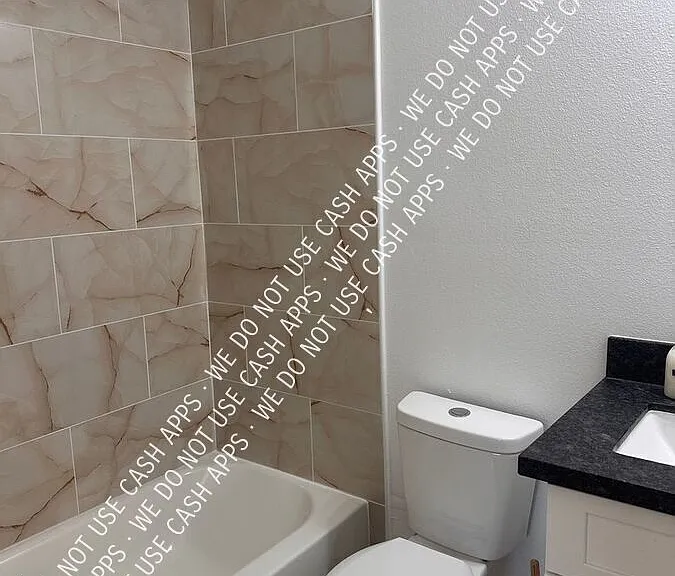1003 Lynn St #A — Photo 4