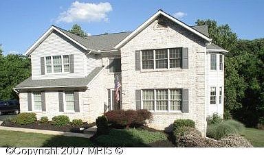 1st image of 909 Saint Anne Dr