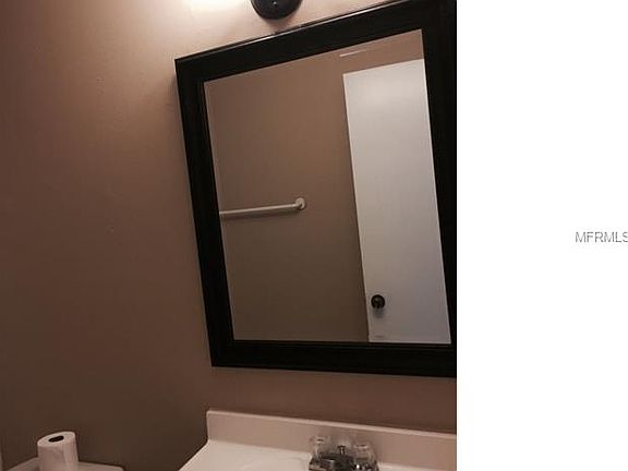 3rd image of 813 Victoria Blvd