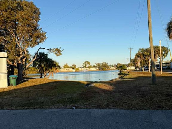 3rd image of 287 Buffalo Way