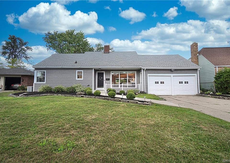 1st image of 44 Brockett Dr