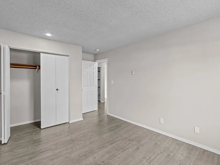 Houk 33 Apartments — Photo 10